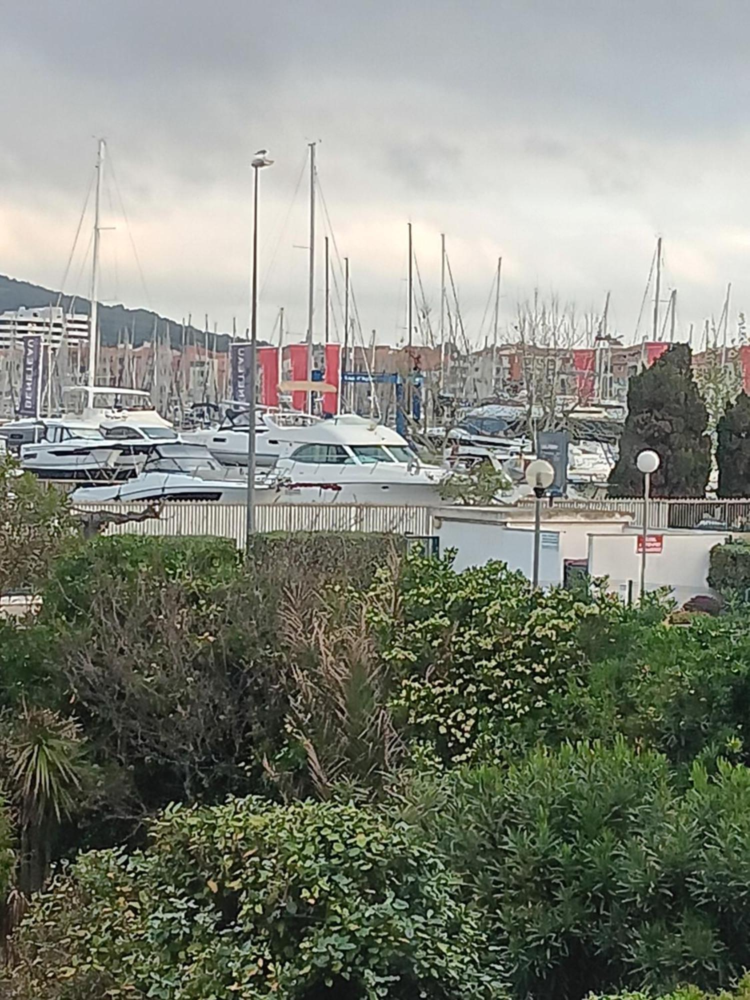 T2 Plage De La Conque Agde Exterior photo